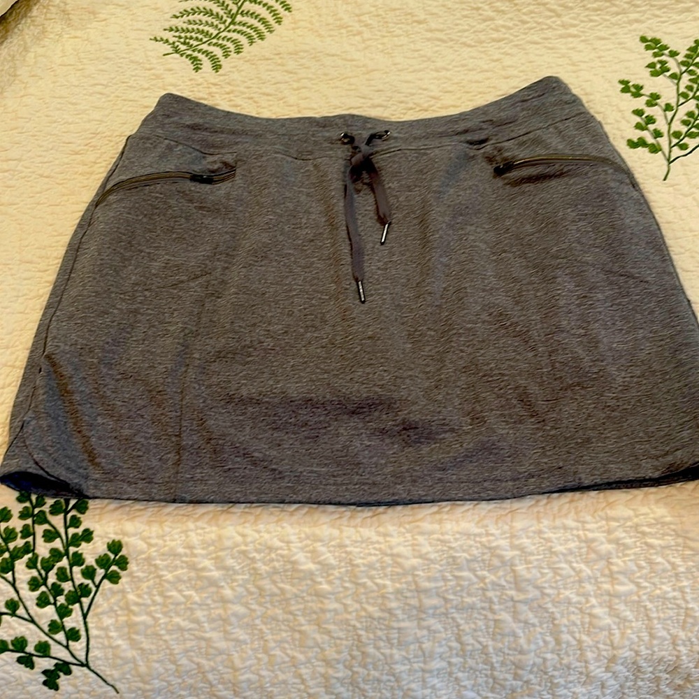 Tangerine skort active ware